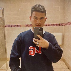 Meet your Posher, Jonathan